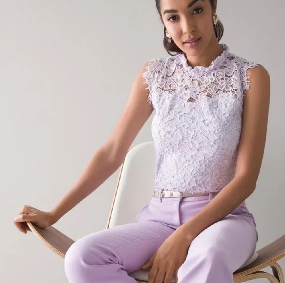 WHBM Lace Mock Neck Sleeveless Top in Light Lavender